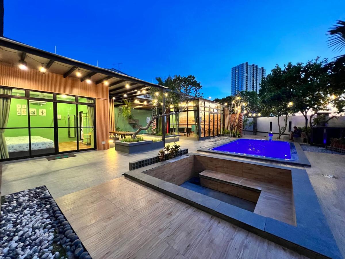 The Uniique Haus - Johor 1St Staycation Water Dining Experience Johor Bahru Luaran gambar