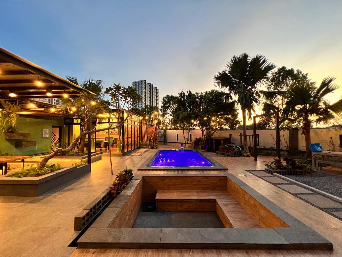The Uniique Haus - Johor 1St Staycation Water Dining Experience Johor Bahru Luaran gambar