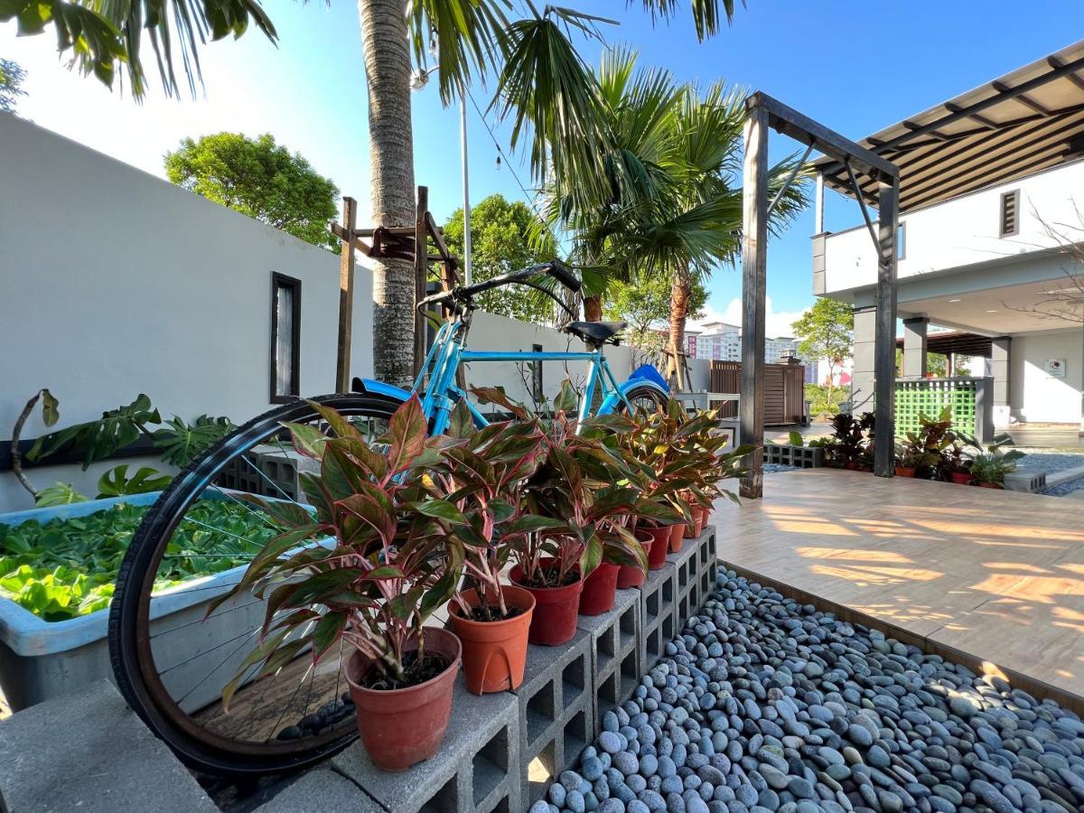 The Uniique Haus - Johor 1St Staycation Water Dining Experience Johor Bahru Luaran gambar